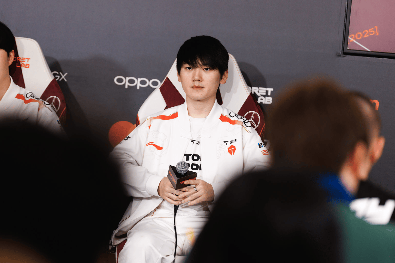 重返赛场引爆全场！，JackeyLove意外战胜SKT再创辉煌时刻的简单介绍