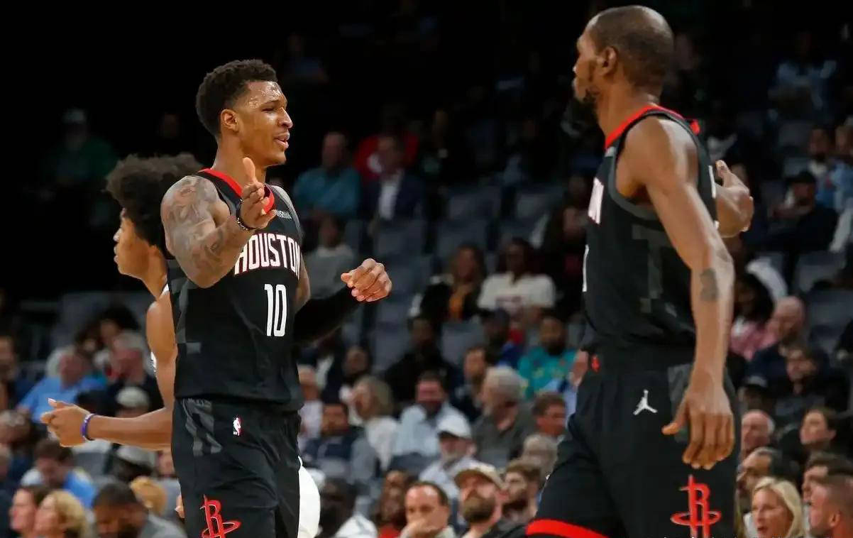 转折点！休斯敦火箭临场应变，CBA常规赛冲刺阶段攻防权衡，赛场秩序良好，球探报告显示潜力的简单介绍