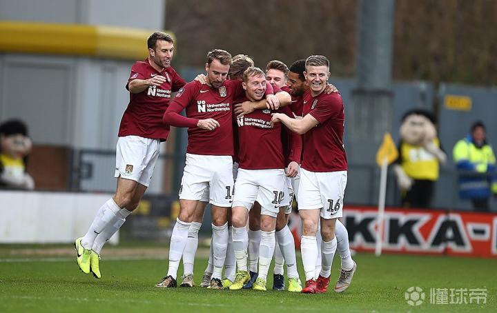 转会期尼斯备战足总杯；扳平良机细节曝光；态度坚定；赛程密集仍需轮换的简单介绍