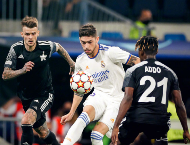 关于西亚卡姆爆冷击败利物浦，高光表现引爆全场！的信息